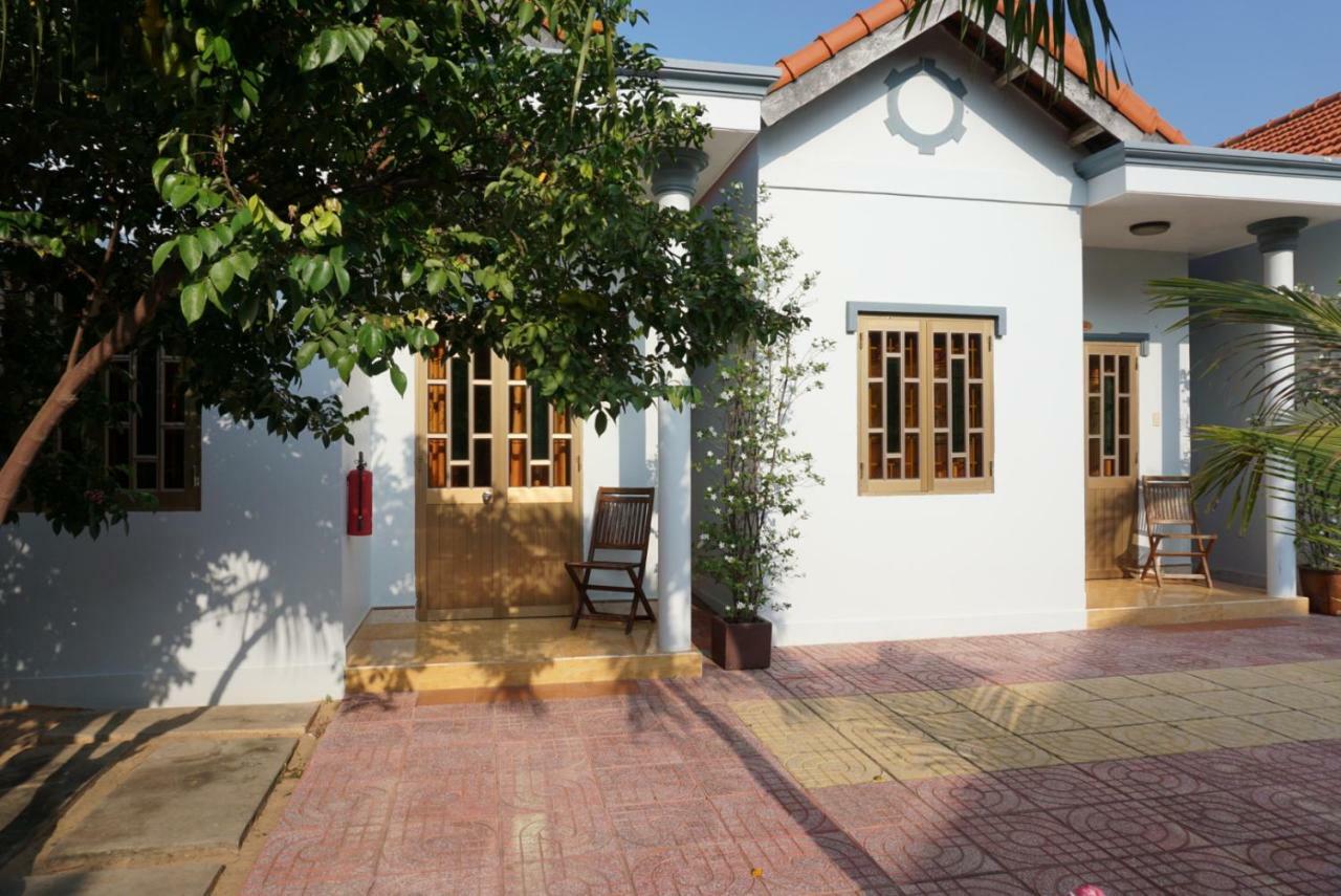 Ngoc Sang Guesthouse ムイネー エクステリア 写真